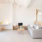 Callisto Seaside Homes & Apartment Marathopoli