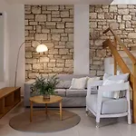Callisto Seaside Homes & Appartamento *