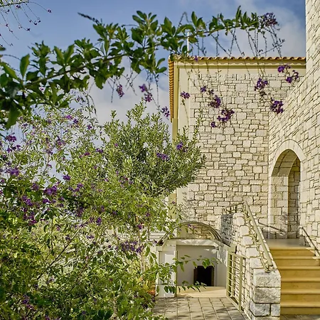 Callisto Seaside Homes & Appartamento
