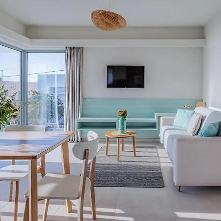 Callisto Seaside Homes & Marathópolis