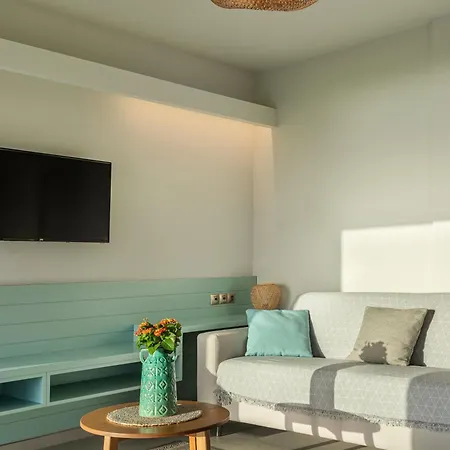 Callisto Seaside Homes & *