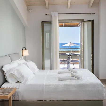 Callisto Seaside Homes & Appartamento Marathópolis