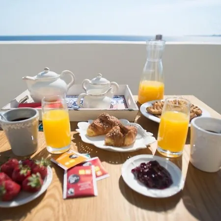 Callisto Seaside Homes & Marathópolis