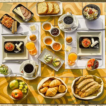 Callisto Seaside Homes & Apartment