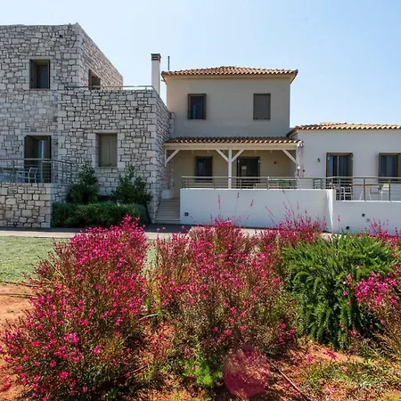 Callisto Seaside Homes & Apartament Marathópolis