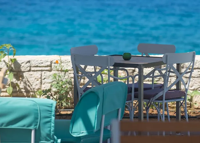 Callisto Seaside Homes & Apartmán Marathopoli