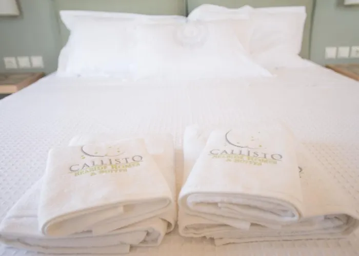 Callisto Seaside Homes & アパート